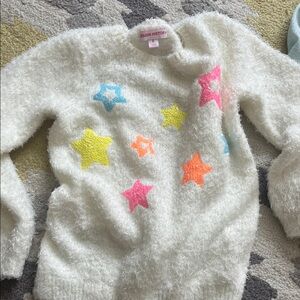 Design History Fluffy White Sweater with Bright Stars